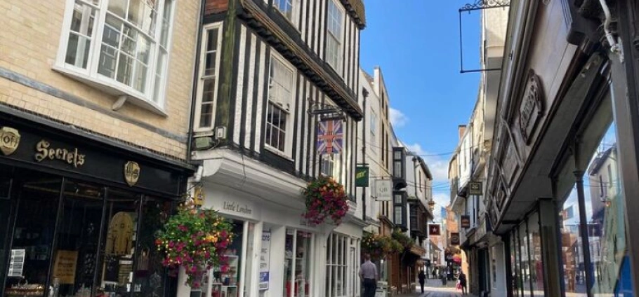 Canterbury Private Guided Walking Tour-4